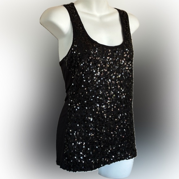 Diva Tops - DIVA sleek & sassy sequined racer back tank tee . M EUC